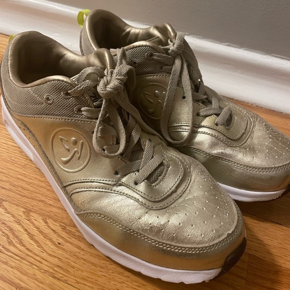 Zumba Air Gold Size 8.5 - Picture 3 of 3